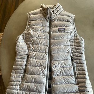 Gray/silver Patagonia vest